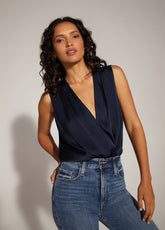 THE SLEEVELESS DATE BLOUSE